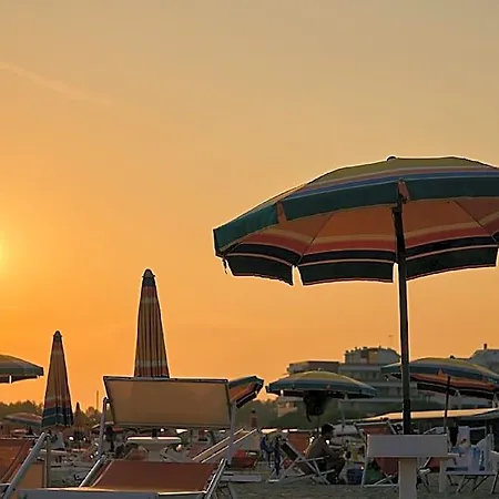 Hotel Modern And Bright Flat 700m From The Bibione