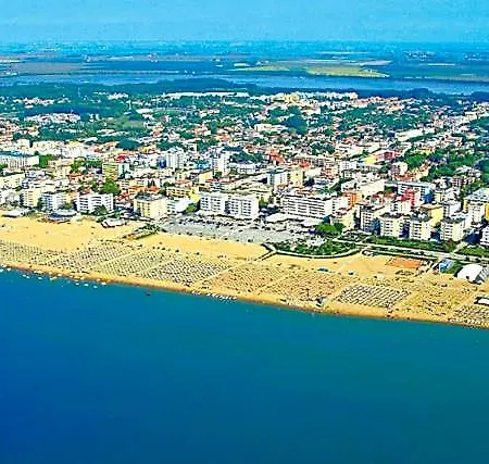 Modern And Bright Flat 700m From The 2* Bibione